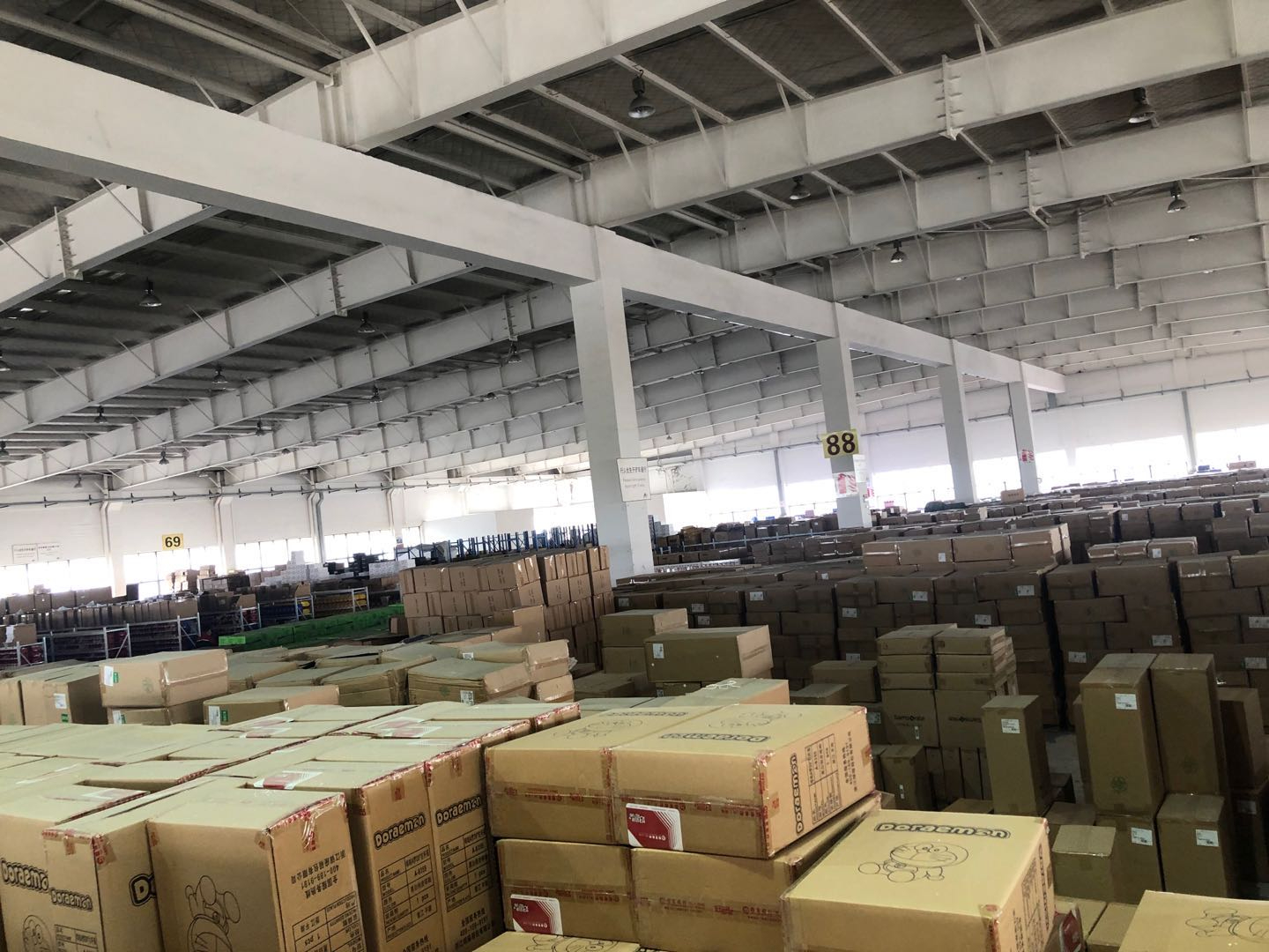 电商仓储新挑战：若何应对订单激增和个性化需要？？